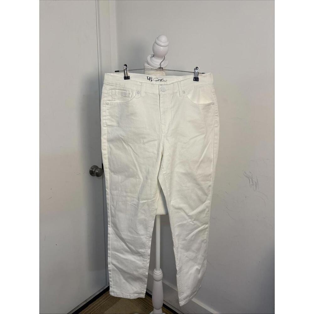 DG2 by Diane Gilman Women's Vitural Stretch Boot‎ Cut Jean White 14P NWT NEW